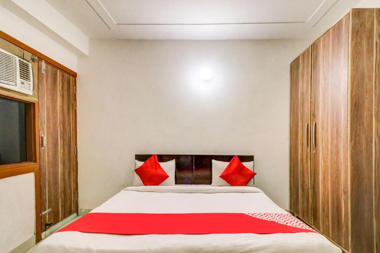 Oyo 71597 The Shivaay Residency Gurgaon Exterior foto